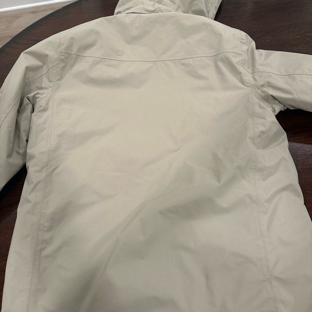 Helly Hansen Tan Raincoat - Picture 8 of 8